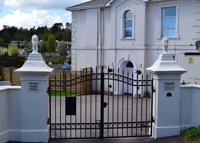 Tor Park Holiday Flatlets
